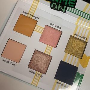 Tetris X eyeshadow palette